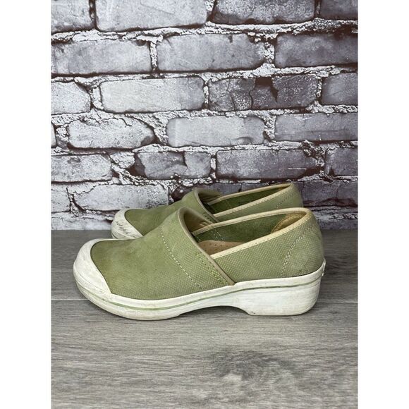 Dansko Green White Canvas Slip Resistant Clogs Work Shoes Women Sz 40EU/9.5M US - Picture 1 of 16